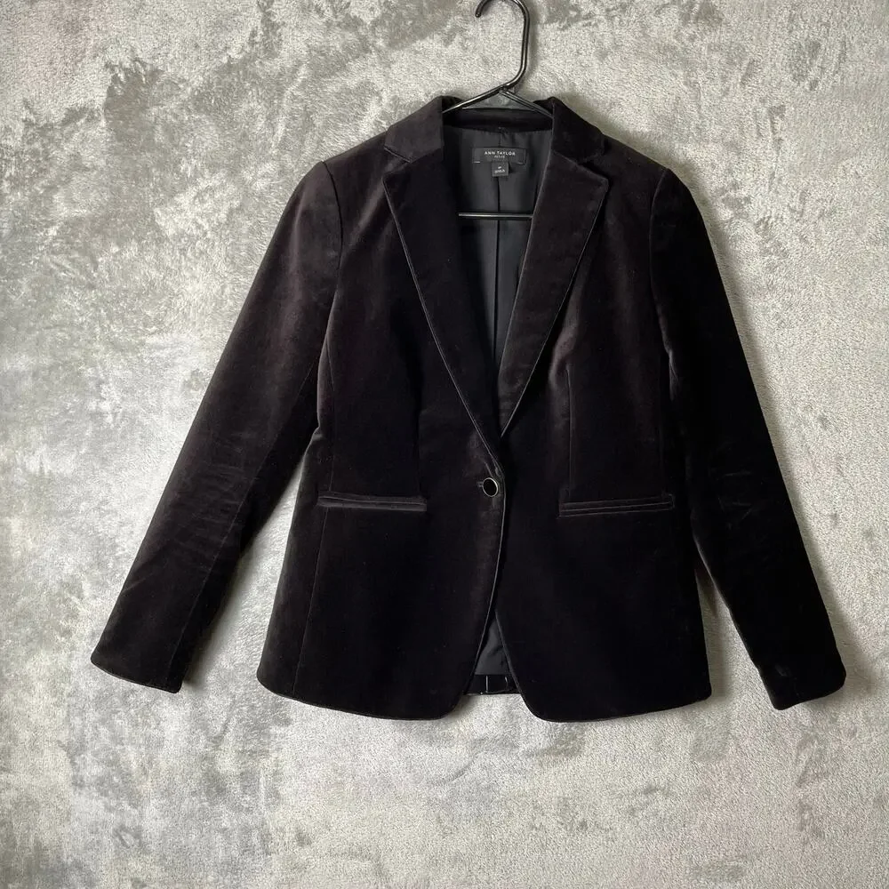 Ann Taylor Black‎ The Hutton Blazer Jacket In Velvet Size 0 Petite Whimsigoth